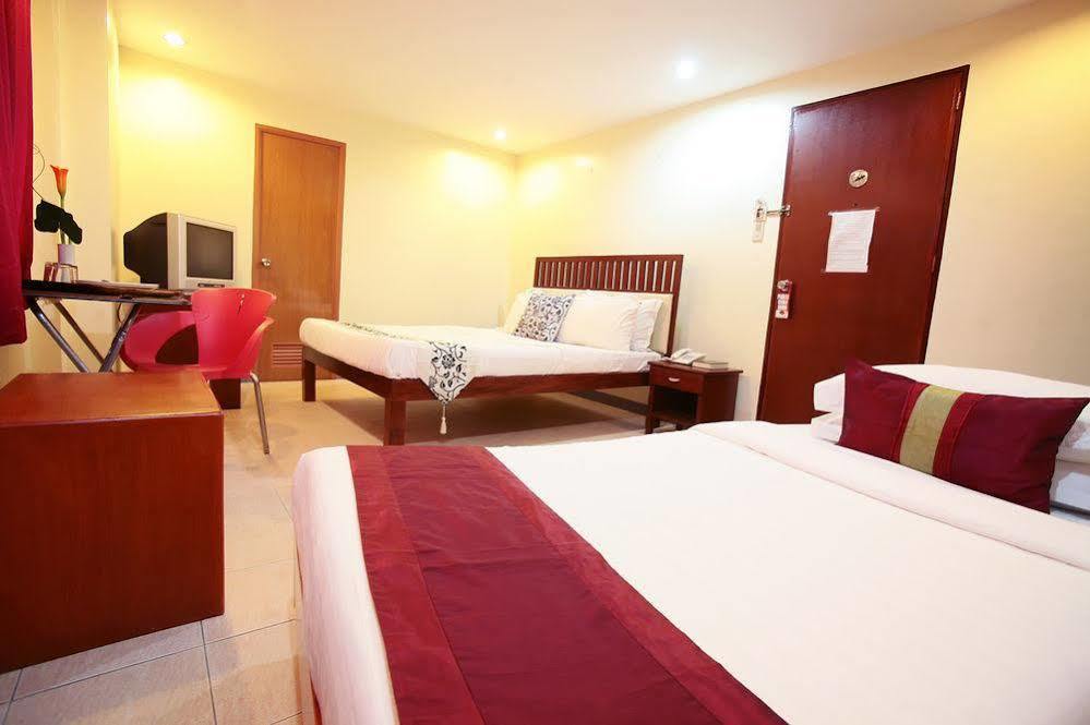 Nagaland Hotel Buitenkant foto